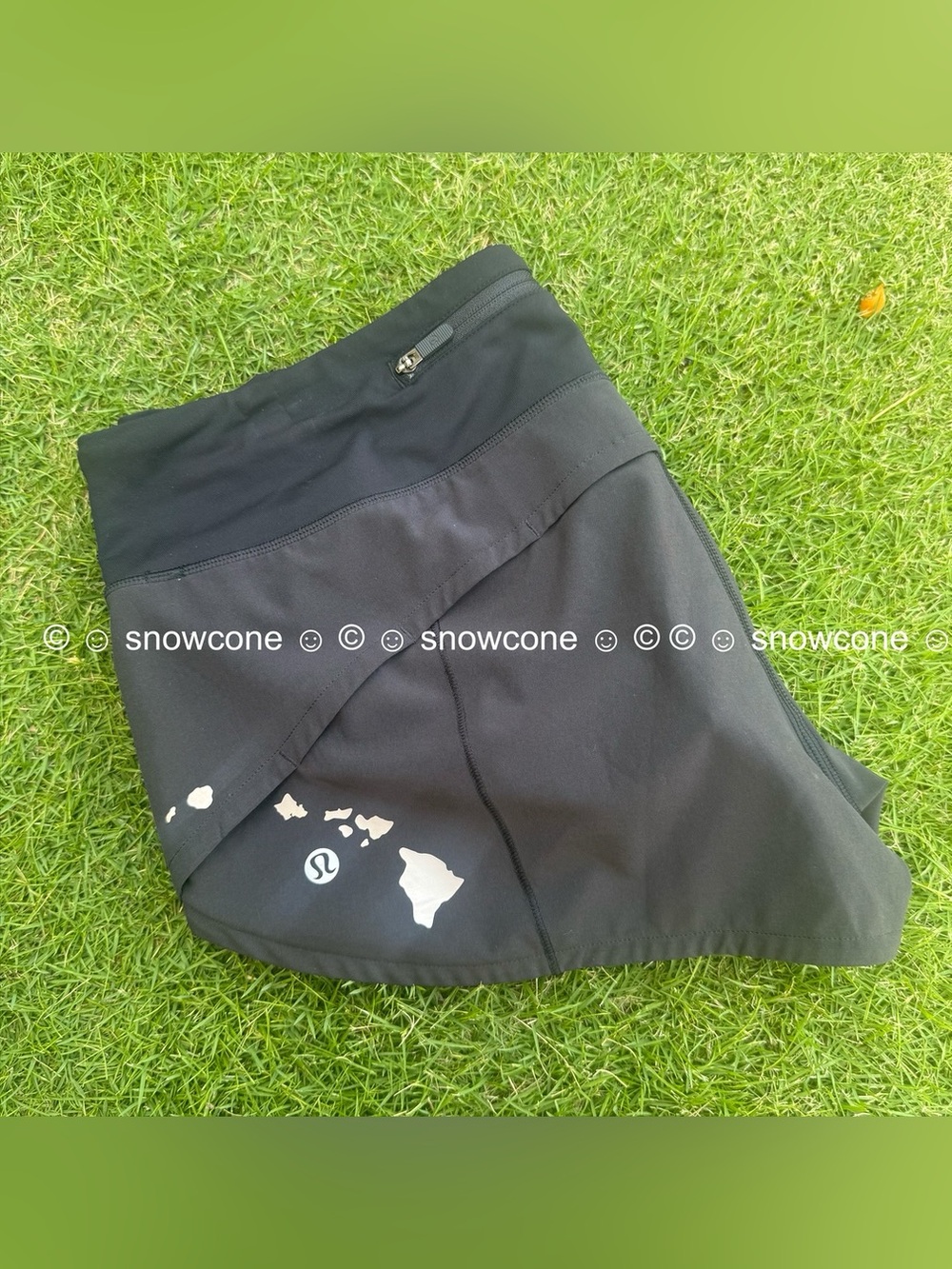 Lululemon Aloha Hawaii Exclusive Speed Up short 2.5” Silver Island logo